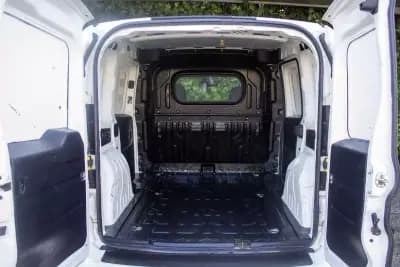 Vendo Fiat Doblo 2017 - 9750 EUR, 121100 km - AUTO.MOTO.pt