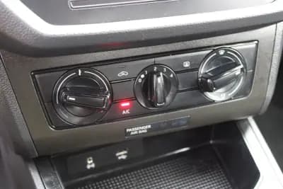 Vendo SEAT Ibiza 2019 - 10490 EUR, 219000 km - AUTO.MOTO.pt