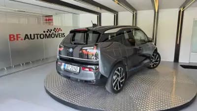 Vendo BMW i3 2022 - 21900 EUR, 91102 km - AUTO.MOTO.pt