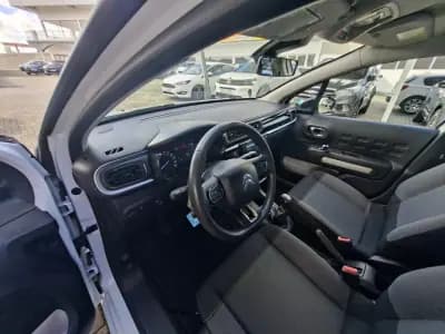 Vendo Citroën C3 2019 - 12000 EUR, 121500 km - AUTO.MOTO.pt