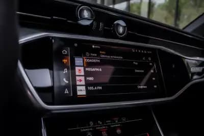 Vendo Audi RS6 Avant 2021 - 114000 EUR, 74634 km - AUTO.MOTO.pt