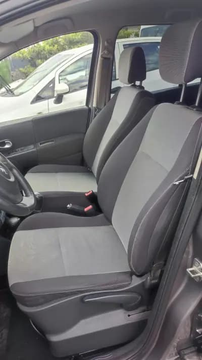 Sell Renault Grand Modus 2009 - 6589 EUR, 209758 km - AUTO.MOTO.pt