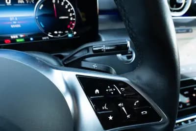 Sell Mercedes-Benz C 300 2023 - 38900 EUR, 60000 km - AUTO.MOTO.pt