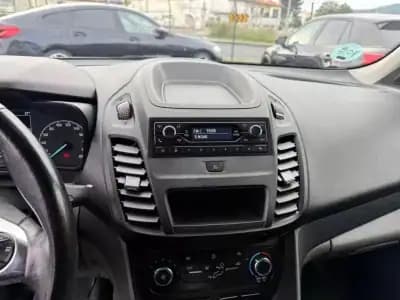 Sell Ford Transit Connect 2019 - 17490 EUR, 99576 km - AUTO.MOTO.pt