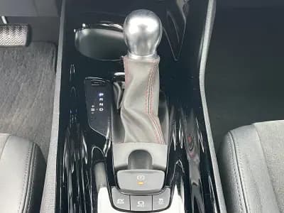 Vendo Toyota C-HR 2022 - 31400 EUR, 74000 km - AUTO.MOTO.pt