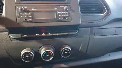 Vendo Renault Master 2020 - 19999 EUR, 130000 km - AUTO.MOTO.pt