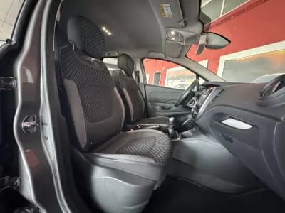 Vendo Renault Captur 2017 - 15990 EUR, 80345 km - AUTO.MOTO.pt