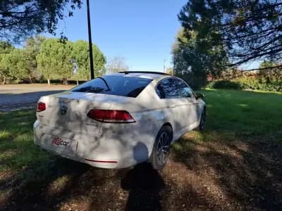 Sell Volkswagen Passat 2016 - 14500 EUR, 181600 km - AUTO.MOTO.pt