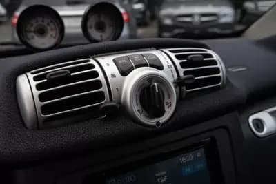 Vendo Smart Fortwo Cabrio 2011 - 6900 EUR, 163000 km - AUTO.MOTO.pt