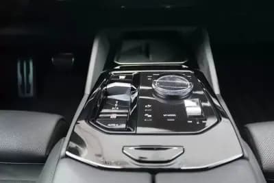 Sell BMW 520 2024 - 59480 EUR, 24831 km - AUTO.MOTO.pt