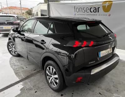 Vendo Peugeot 2008 2022 - 18490 EUR, 116436 km - AUTO.MOTO.pt