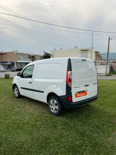 Vendo Renault KANGOO MAXI 1.5 DCI BUSINESS S/S 2021 - 10900 EUR, 154000 km - AUTO.MOTO.pt