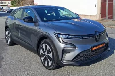 Vendo Renault Mégane E-Tech 2022 - 22490 EUR, 56941 km - AUTO.MOTO.pt