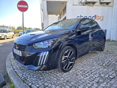 Vendo Peugeot e-208 2024 - 25450 EUR, 11000 km - AUTO.MOTO.pt