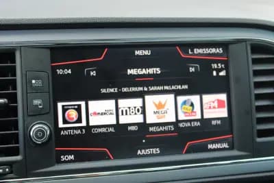 Vendo SEAT Leon ST 2018 - 12990 EUR, 200000 km - AUTO.MOTO.pt