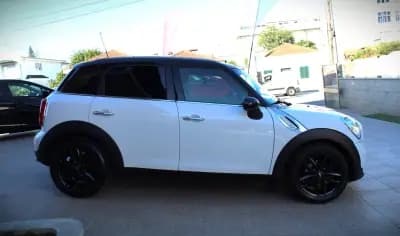 Sell MINI Countryman 2011 - 12990 EUR, 197000 km - AUTO.MOTO.pt