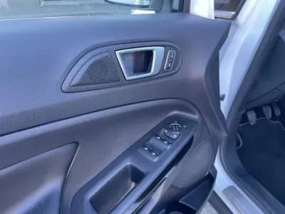 Vendo Ford EcoSport 2018 - 14995 EUR, 91592 km - AUTO.MOTO.pt