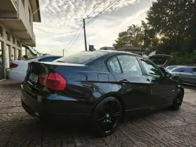 Sell BMW 318 2010 - 8900 EUR, 360000 km - AUTO.MOTO.pt