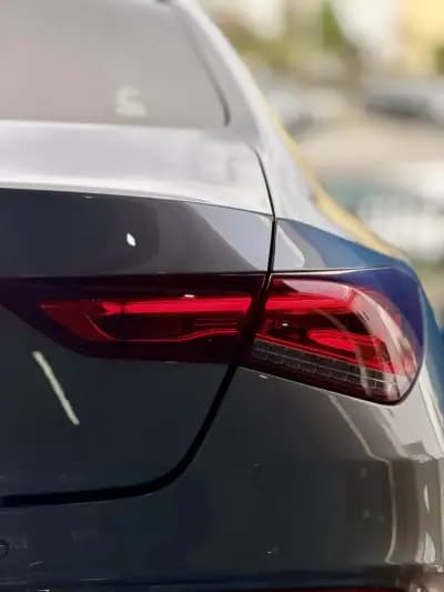 Vendo Mercedes-Benz CLA 180 2019 - 29950 EUR, 73000 km - AUTO.MOTO.pt