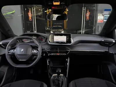 Sell Peugeot 2008 2023 - 17990 EUR, 106542 km - AUTO.MOTO.pt