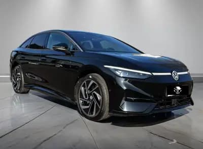 Vendo Volkswagen ID.7 2023 - 41000 EUR, 23000 km - AUTO.MOTO.pt