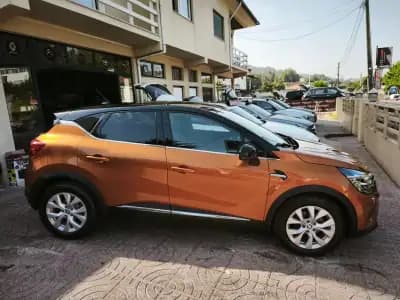 Vendo Renault Captur 2022 - 18900 EUR, 28032 km - AUTO.MOTO.pt