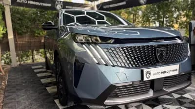 Vendo Peugeot 3008 2024 - 32500 EUR, 13182 km - AUTO.MOTO.pt