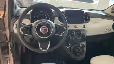Vendo Fiat 500 2021 - 12990 EUR, 59000 km - AUTO.MOTO.pt