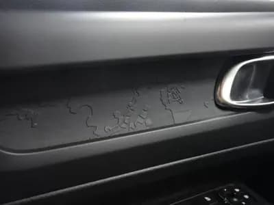 Vendo Volvo XC 40 2022 - 26990 EUR, 111000 km - AUTO.MOTO.pt