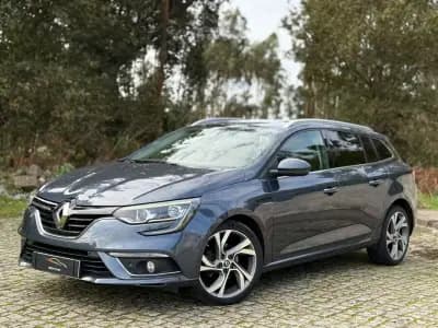 Sell Renault Mégane 2019 - 15990 EUR, 167000 km - AUTO.MOTO.pt