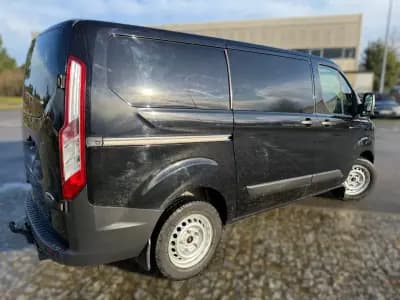 Sell Ford Transit Custom 2015 - 17490 EUR, 154150 km - AUTO.MOTO.pt