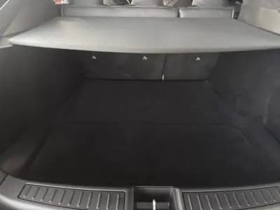 Vendo Tesla Model S 2019 - 27990 EUR, 181940 km - AUTO.MOTO.pt