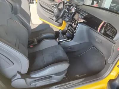 Vendo DS DS3 2016 - 17500 EUR, 48000 km - AUTO.MOTO.pt