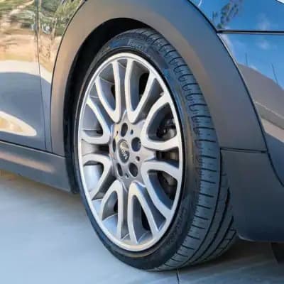 Vendo MINI 2015 - 19999 EUR, 172000 km - AUTO.MOTO.pt