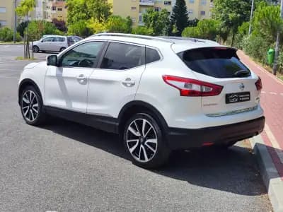 Sell Nissan Qashqai 2014 - 13980 EUR, 212500 km - AUTO.MOTO.pt
