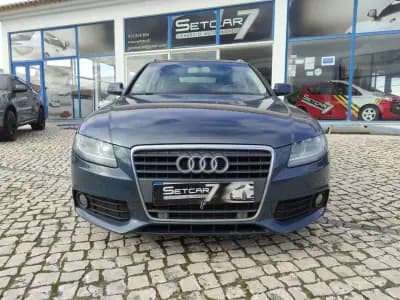 Vendo Audi A4 Avant 2010 - 9500 EUR, 292000 km - AUTO.MOTO.pt