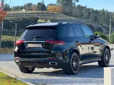 Vendo Mercedes-Benz GLE 350 2021 - 53999 EUR, 137500 km - AUTO.MOTO.pt