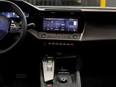 Sell Peugeot 308 SW 2023 - 24990 EUR, 33100 km - AUTO.MOTO.pt