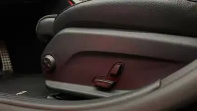 Sell Mercedes-Benz E 300 2022 - 42990 EUR, 90455 km - AUTO.MOTO.pt