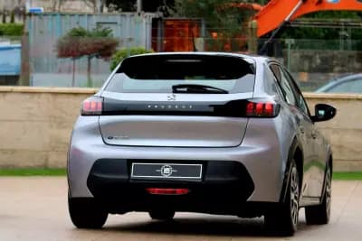 Sell Peugeot e-208 2020 - 15750 EUR, 56000 km - AUTO.MOTO.pt