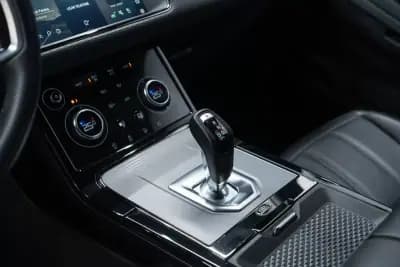 Sell Land Rover Range Rover Evoque 2021 - 40950 EUR, 20000 km - AUTO.MOTO.pt