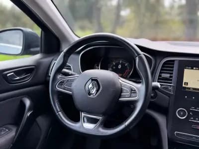 Sell Renault Mégane 2019 - 15990 EUR, 167000 km - AUTO.MOTO.pt