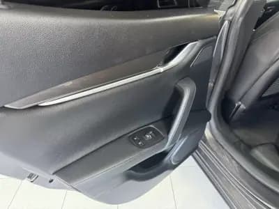 Sell Maserati Ghibli 2014 - 31000 EUR, 226000 km - AUTO.MOTO.pt