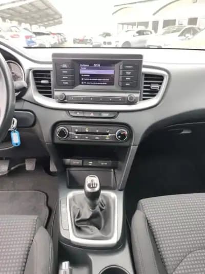 Vendo Kia Ceed SW 2020 - 15500 EUR, 58500 km - AUTO.MOTO.pt