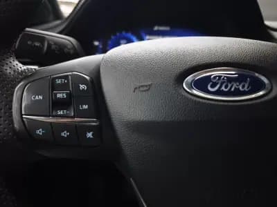 Vendo Ford Puma 2021 - 17950 EUR, 172680 km - AUTO.MOTO.pt