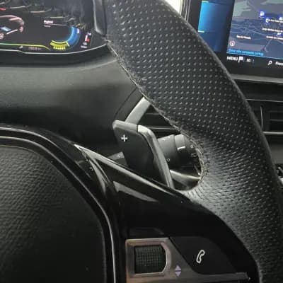 Sell Peugeot 3008 2021 - 23890 EUR, 56218 km - AUTO.MOTO.pt