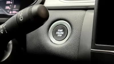 Sell Renault Captur 2023 - 16770 EUR, 70000 km - AUTO.MOTO.pt