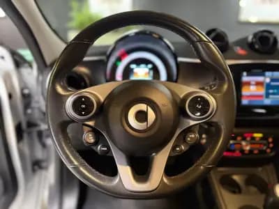 Vendo Smart ForFour 2018 - 11900 EUR, 51000 km - AUTO.MOTO.pt