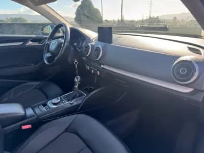 Vendo Audi A3 Sportback 2013 - 15990 EUR, 174000 km - AUTO.MOTO.pt