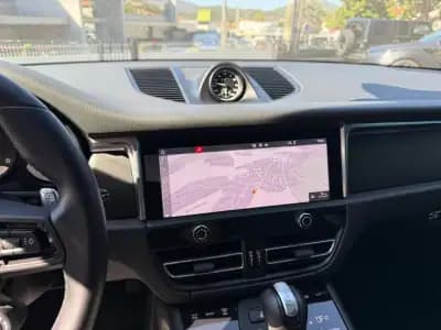 Vendo Porsche Macan 2022 - 85000 EUR, 36000 km - AUTO.MOTO.pt